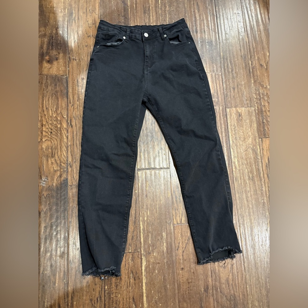 Black Distressed Men's Jeans